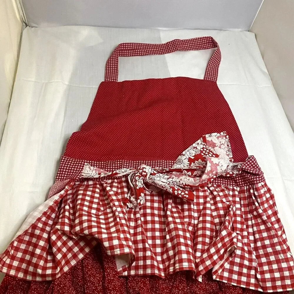#7136 Hand made Red Ruffle BIB CHEF Apron Floral
